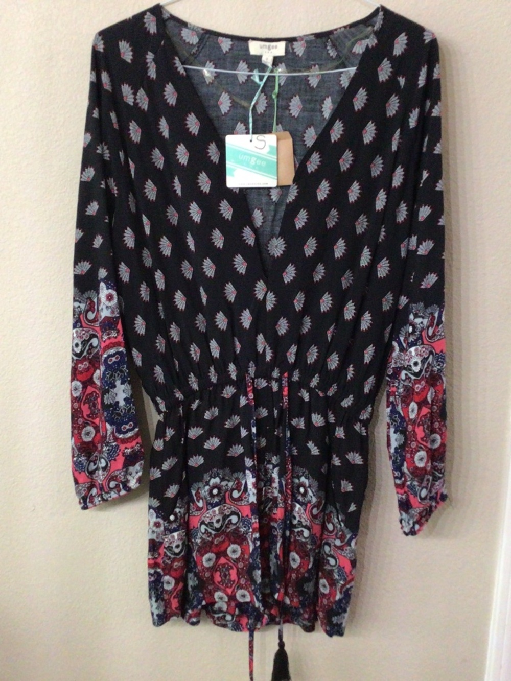 Umgee USA Long sleeve romper with elastic draw string waist. Size S NWT